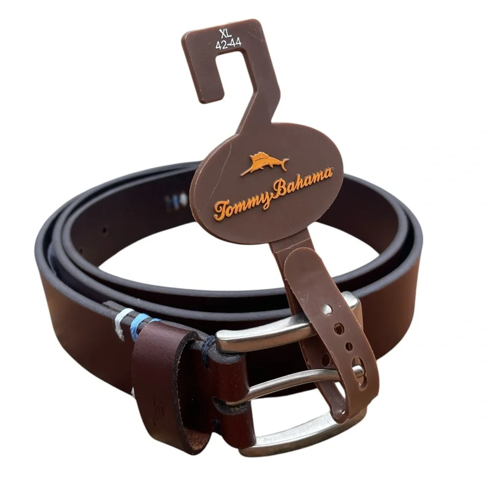 Tommy Bahama Men’s Genuine Leather Belt in Brown  NWT